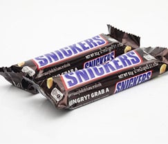 P05-6-S04-pic4-stick-pouch-snickers-chocolate-bar-example Stick Bag Packaging Machine